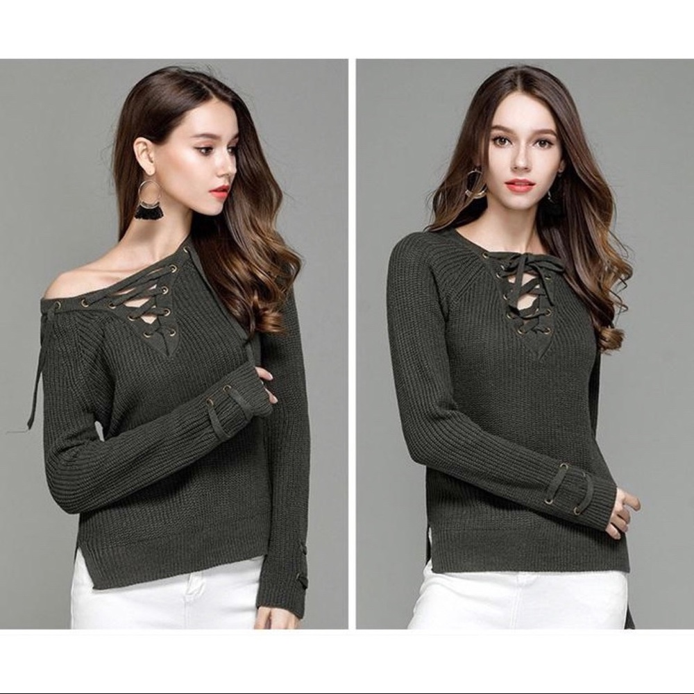 SALES ❗️Dark Green V  Lace Up Long Sleeve Sweater